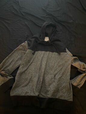 90s Retro Black and Gray Hoodie